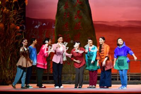 安徽省黄梅戏院（碧水东流）大戏